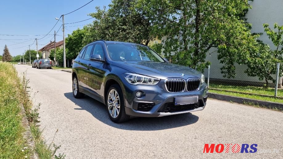 2017' BMW X1 18D photo #5
