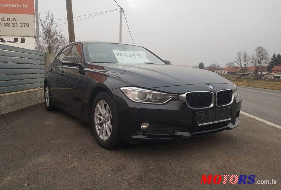 2013' BMW Serija 3 318D photo #1