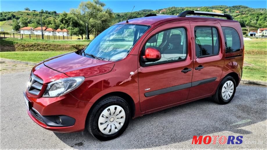 2015' Mercedes-Benz Citan 111 Cdi photo #2