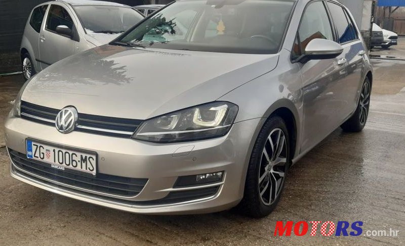 2016' Volkswagen Golf 7 1,6 Tdi Bmt photo #1