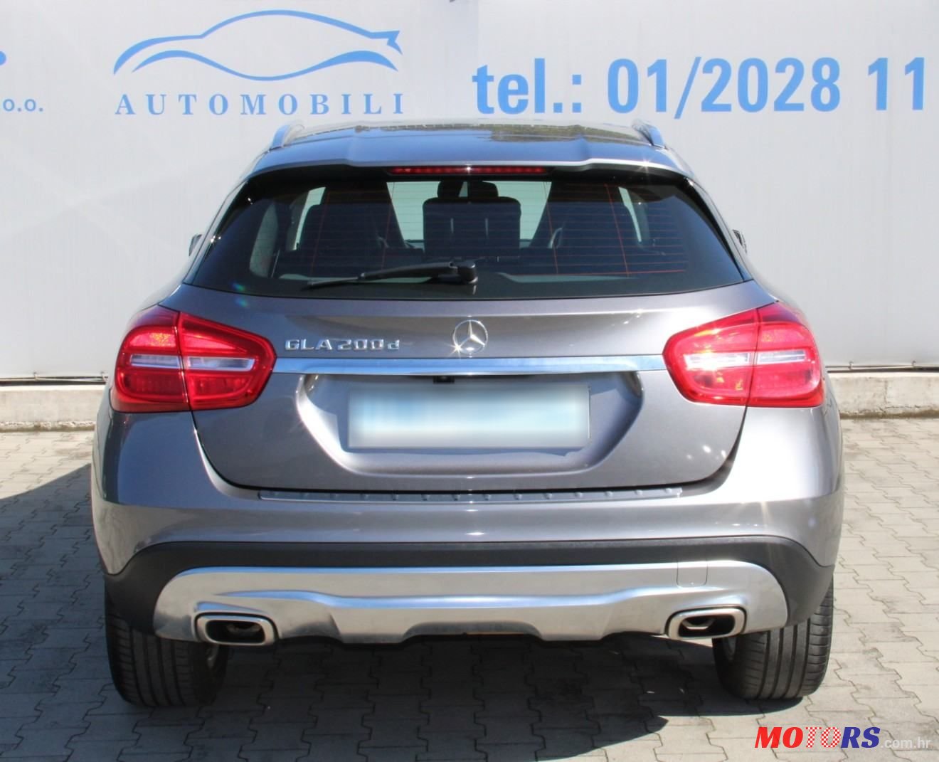 2015' Mercedes-Benz GLA 200D Urban photo #5