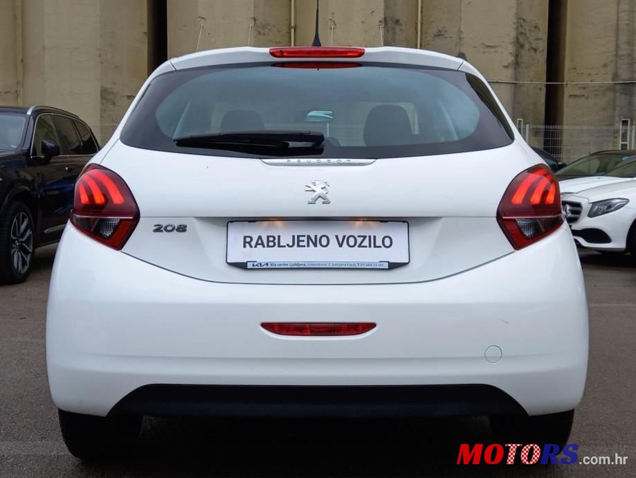 2019' Peugeot 208 photo #3
