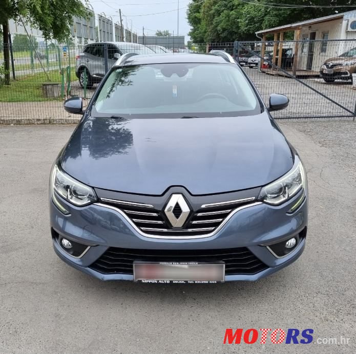 2016' Renault Megane Grandtour photo #2