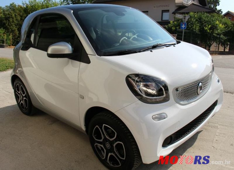 2019' Smart Fortwo Coupe Smart Fortwo photo #1