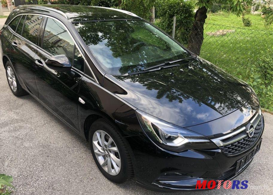 2018' Opel Astra Karavan 1.6 Cdti photo #1
