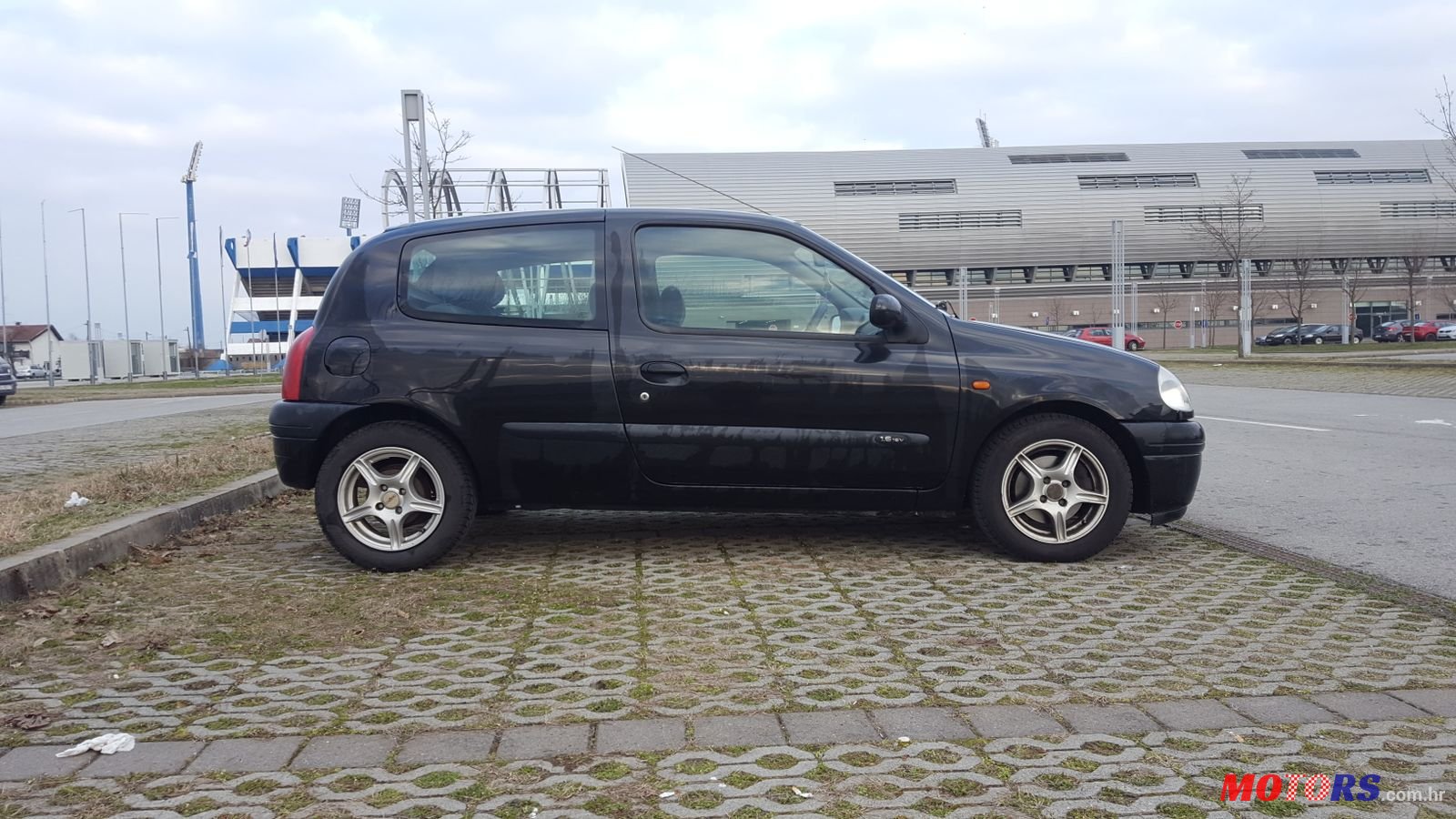2001' Renault Clio 1.6 16v 110ks photo #3