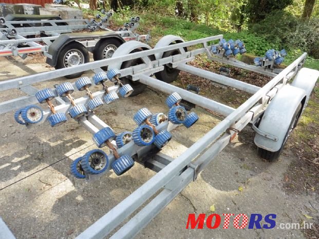 2002' Crownline 215 photo #5