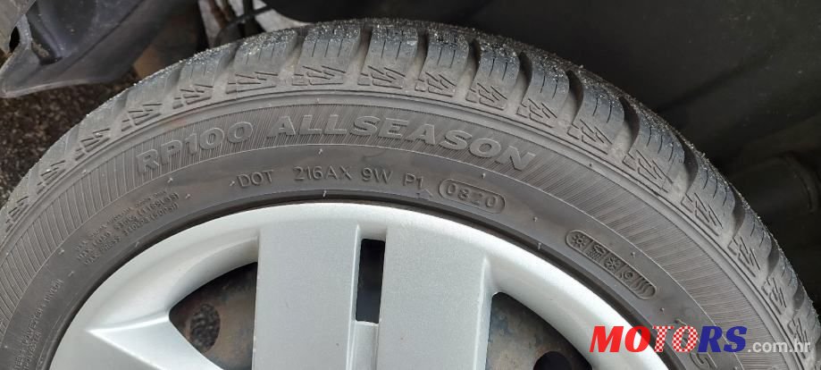 2008' Renault Clio 1,5 Dci photo #3