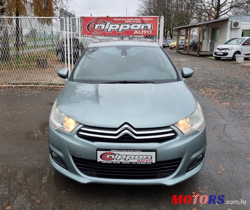 2011' Citroen C4 1,6 Hdi photo #2