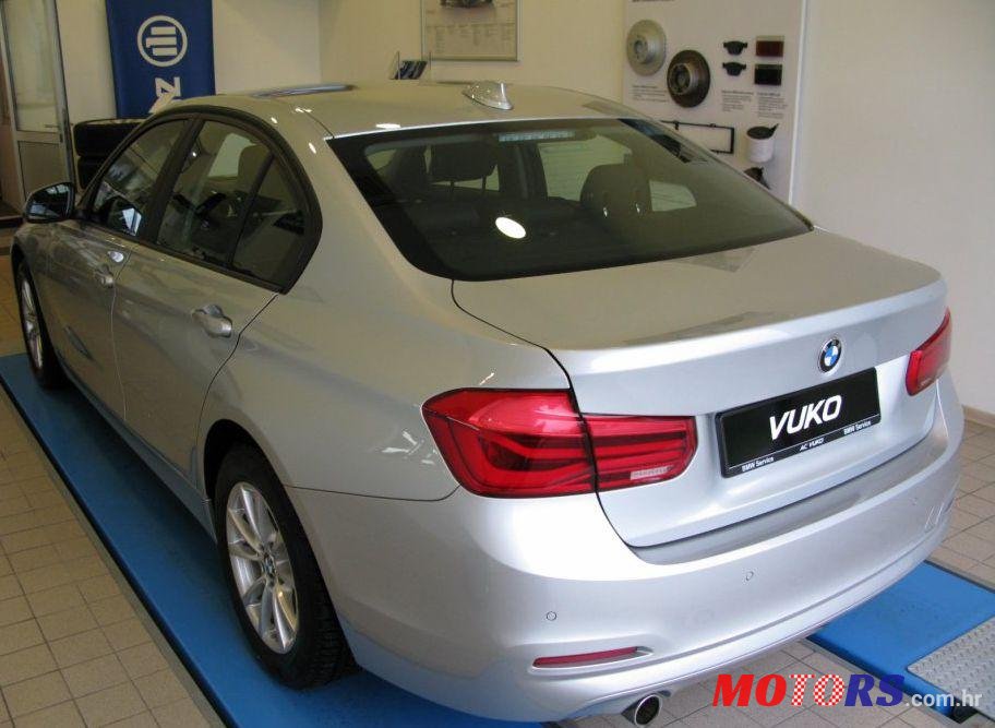 2016' BMW Serija 3 316D photo #1