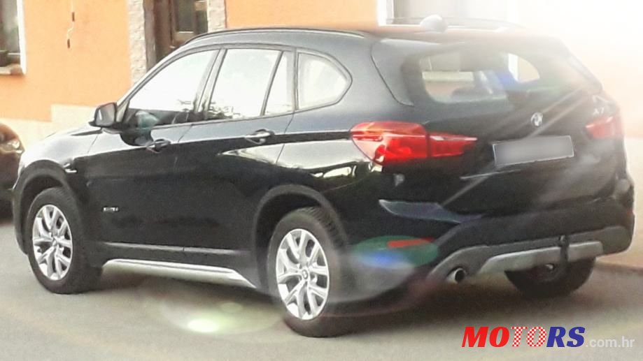 2016' BMW X1 18D photo #1