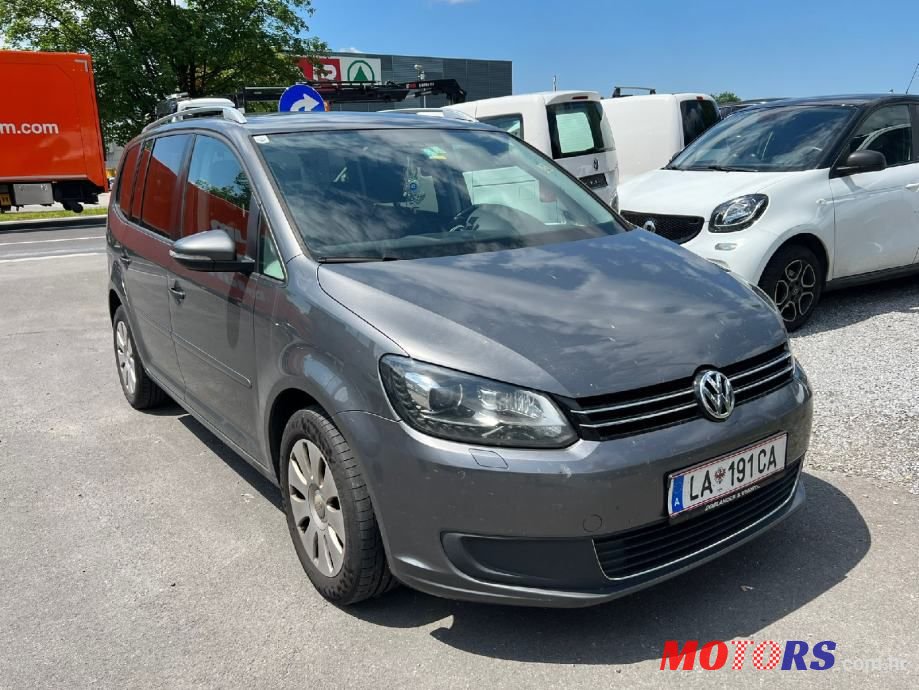 2012' Volkswagen Touran 2,0 Tdi photo #6