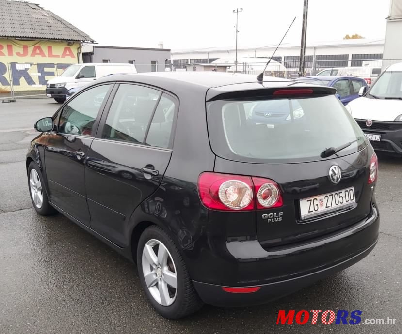 2007' Volkswagen Golf Plus photo #2