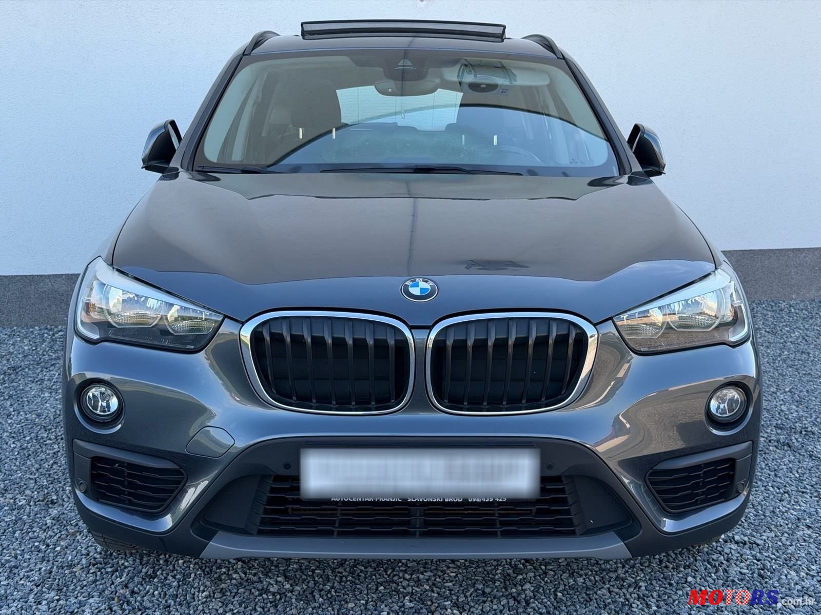 2017' BMW X1 16D photo #3