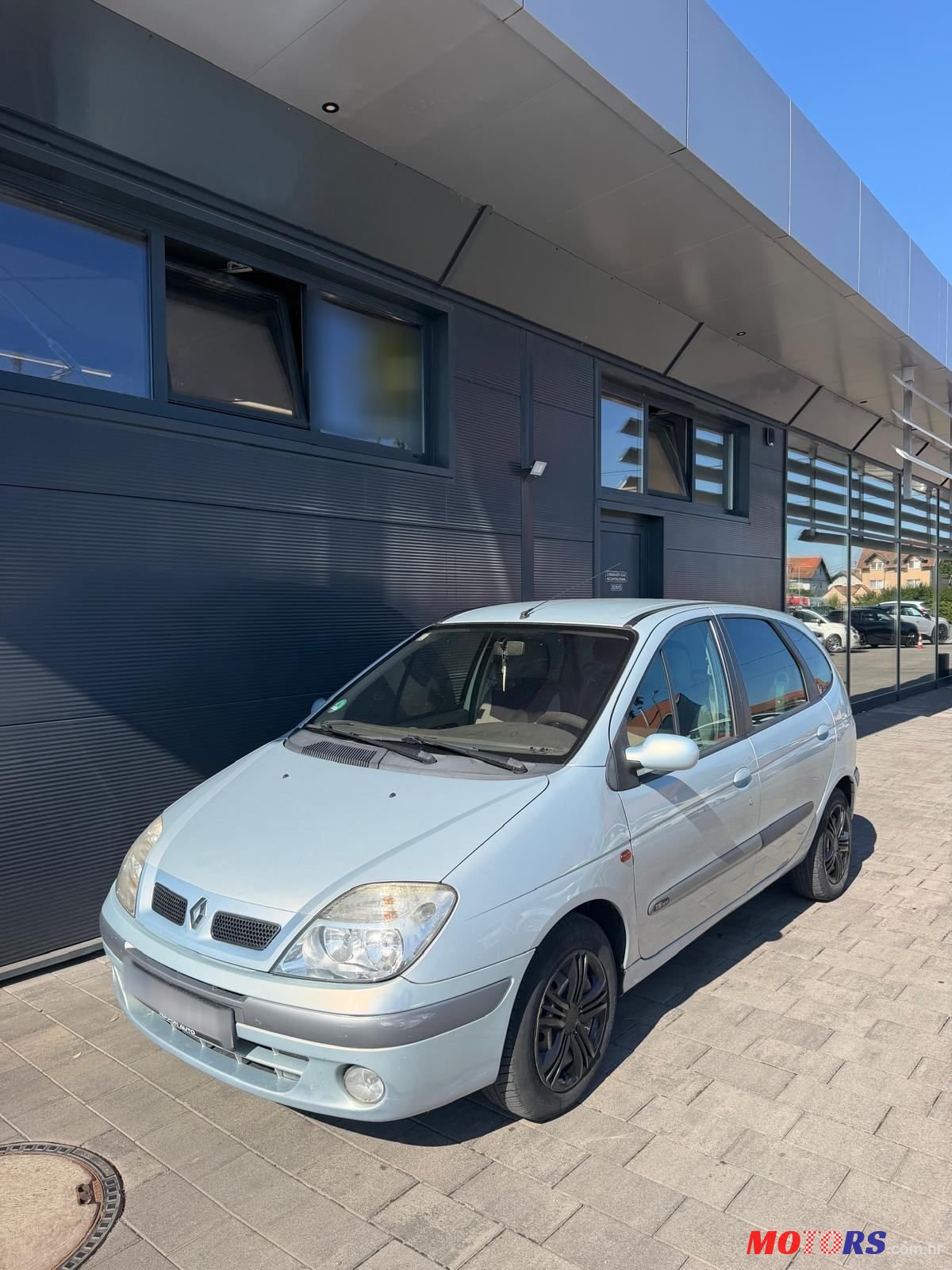 2002' Renault Megane Scenic 1.6 photo #1