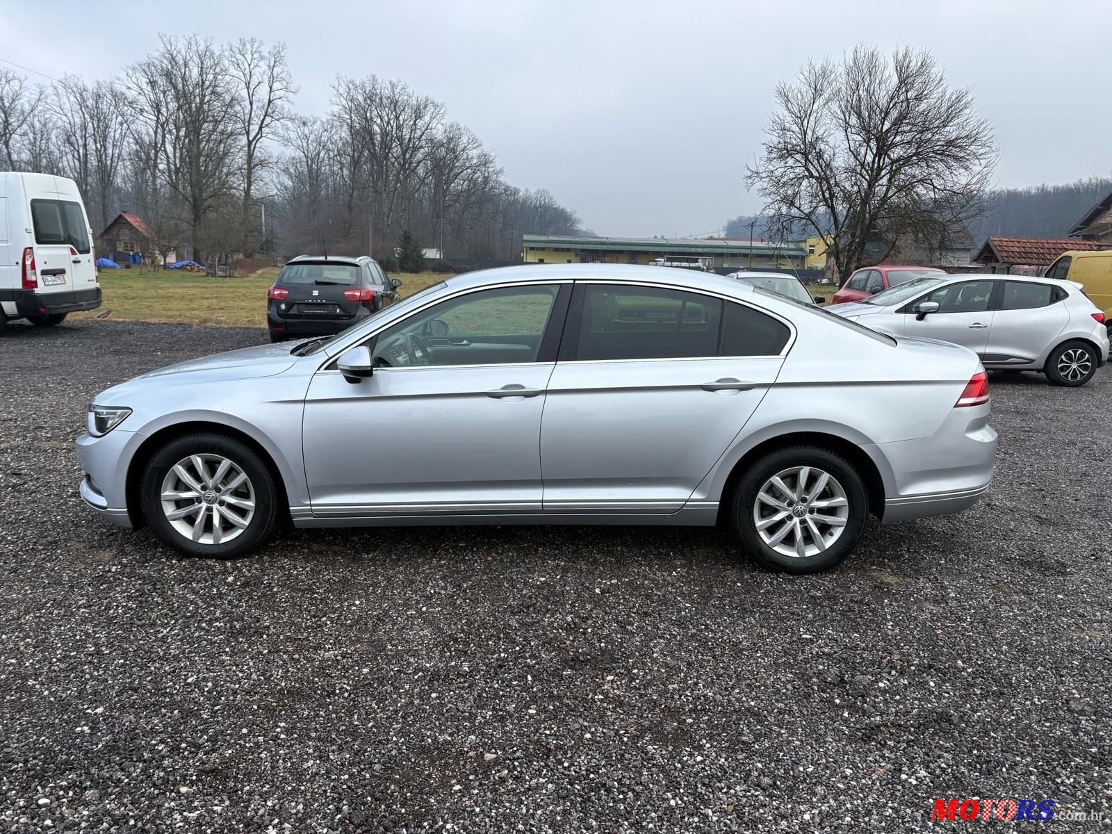 2017' Volkswagen Passat photo #2