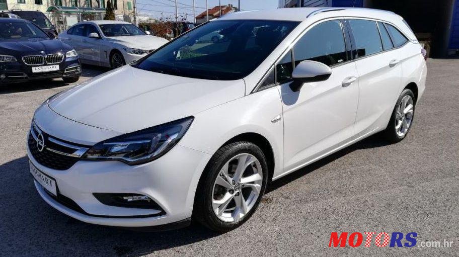 2017' Opel Astra Karavan 1.6 Cdti photo #1