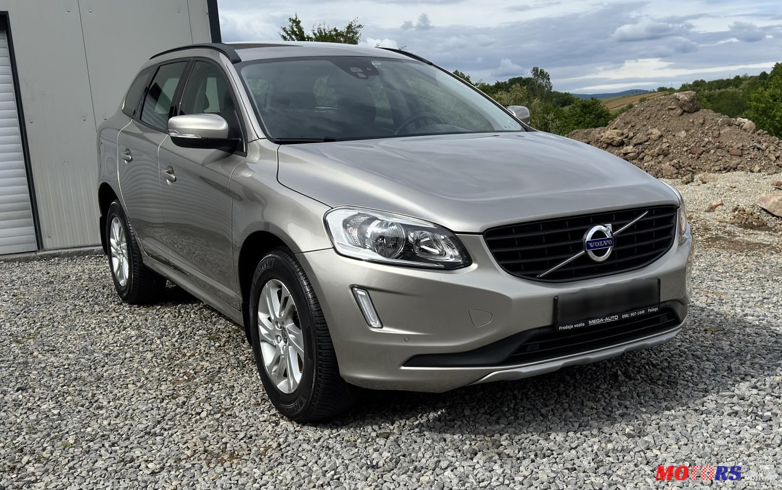 2015' Volvo XC60 Fwd D4 photo #3