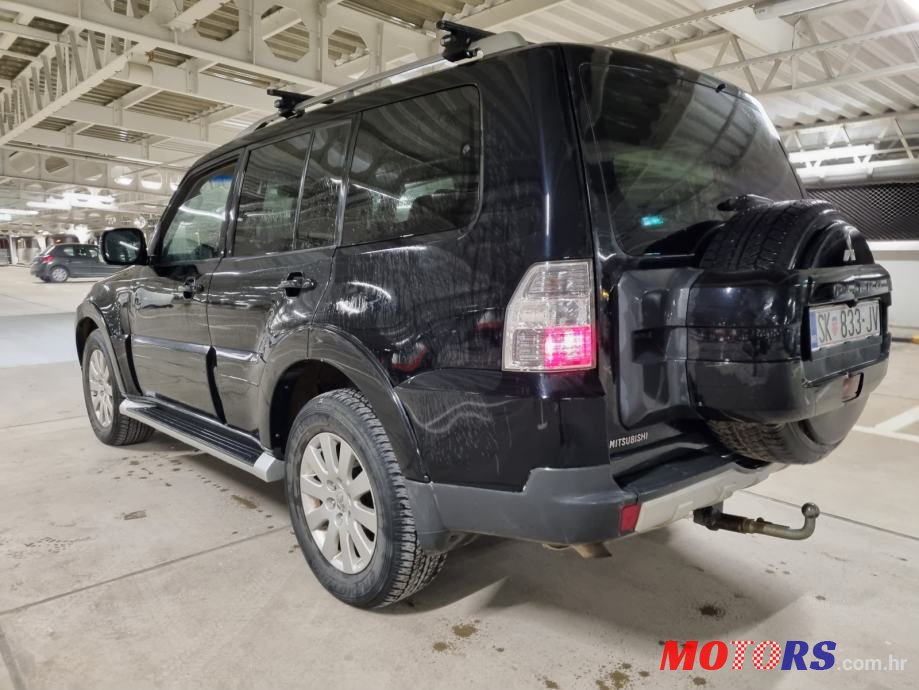 2008' Mitsubishi Pajero 3,2 Did photo #5