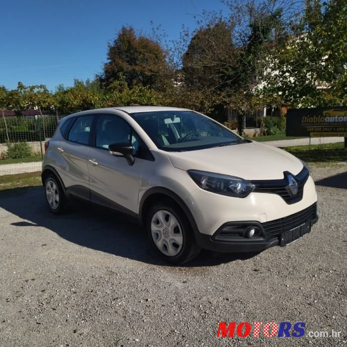 2014' Renault Captur photo #1