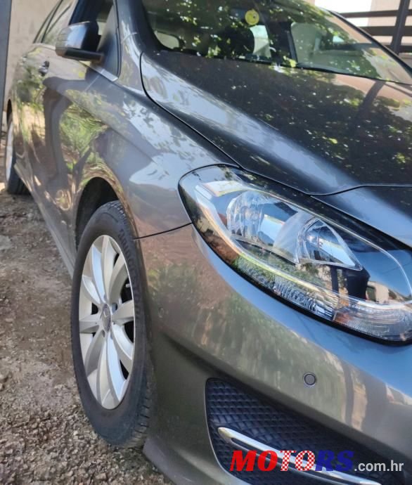 2015' Mercedes-Benz B-Klasa 180 Cdi photo #2