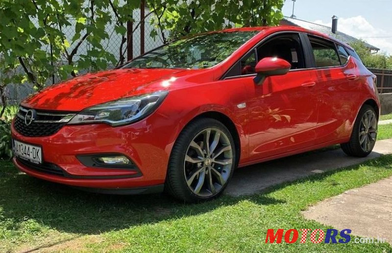 2015' Opel Astra 1,6 Cdti photo #4