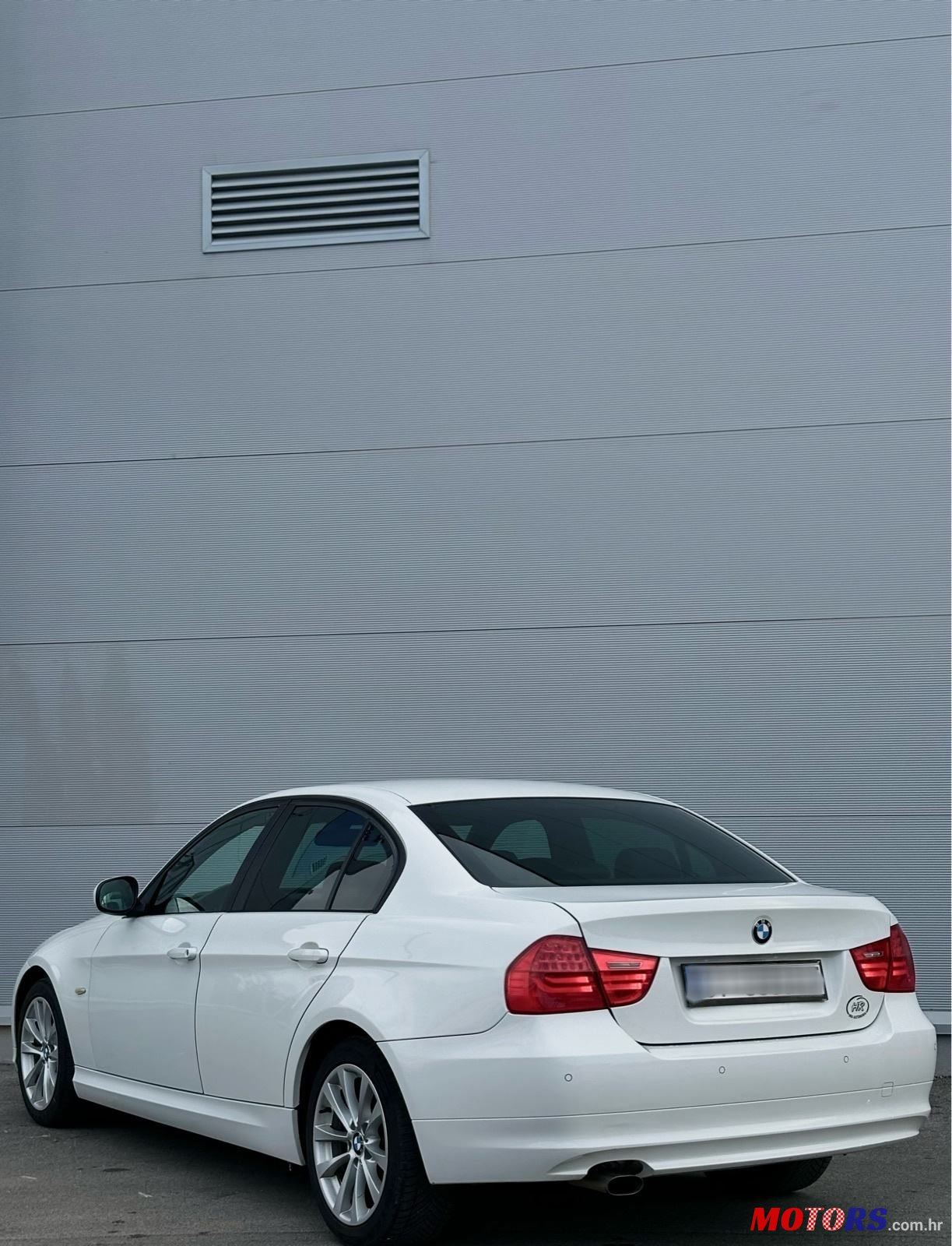 2011' BMW Serija 3 320D photo #3