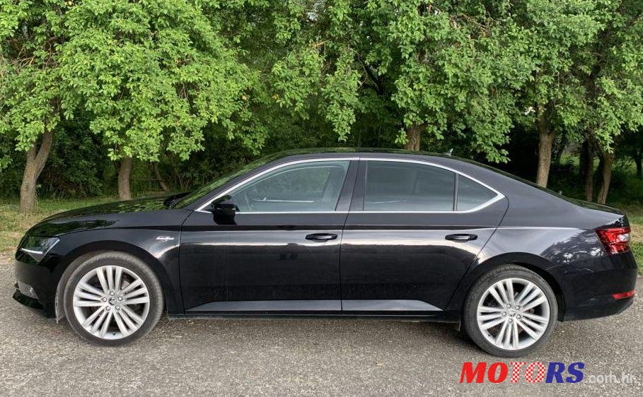 2017' Skoda Superb 2,0 Tdi Dsg photo #1