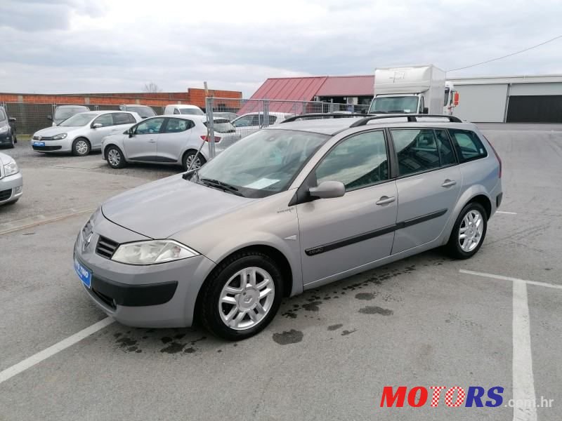 2003' Renault Megane Grandtour photo #1