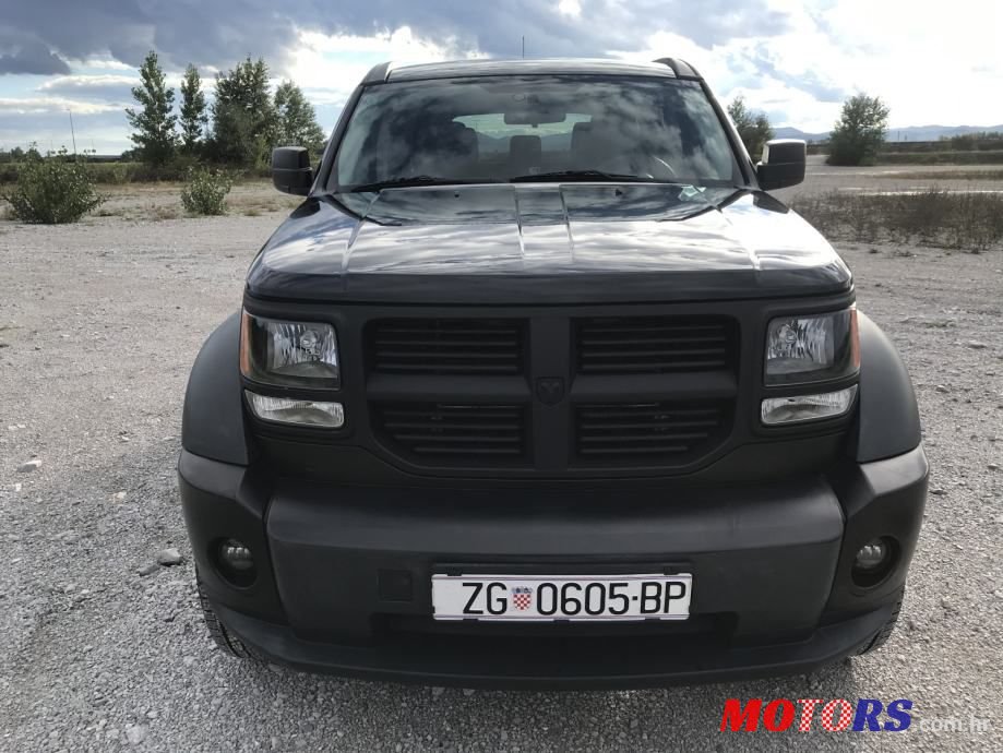 2008' Dodge Nitro photo #3