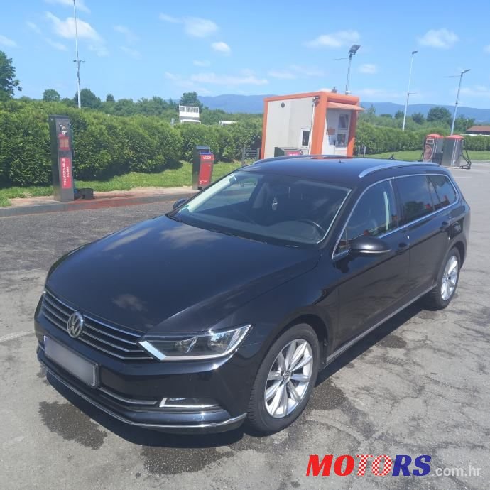 2015' Volkswagen Passat Variant photo #3