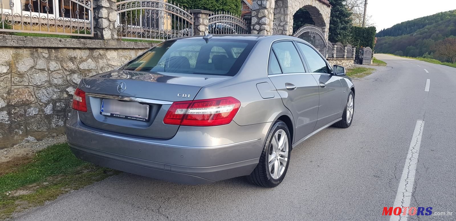 2010' Mercedes-Benz E-Klasa 200 Cdi photo #4