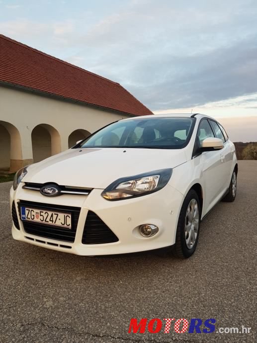 2013' Ford Focus Karavan photo #1