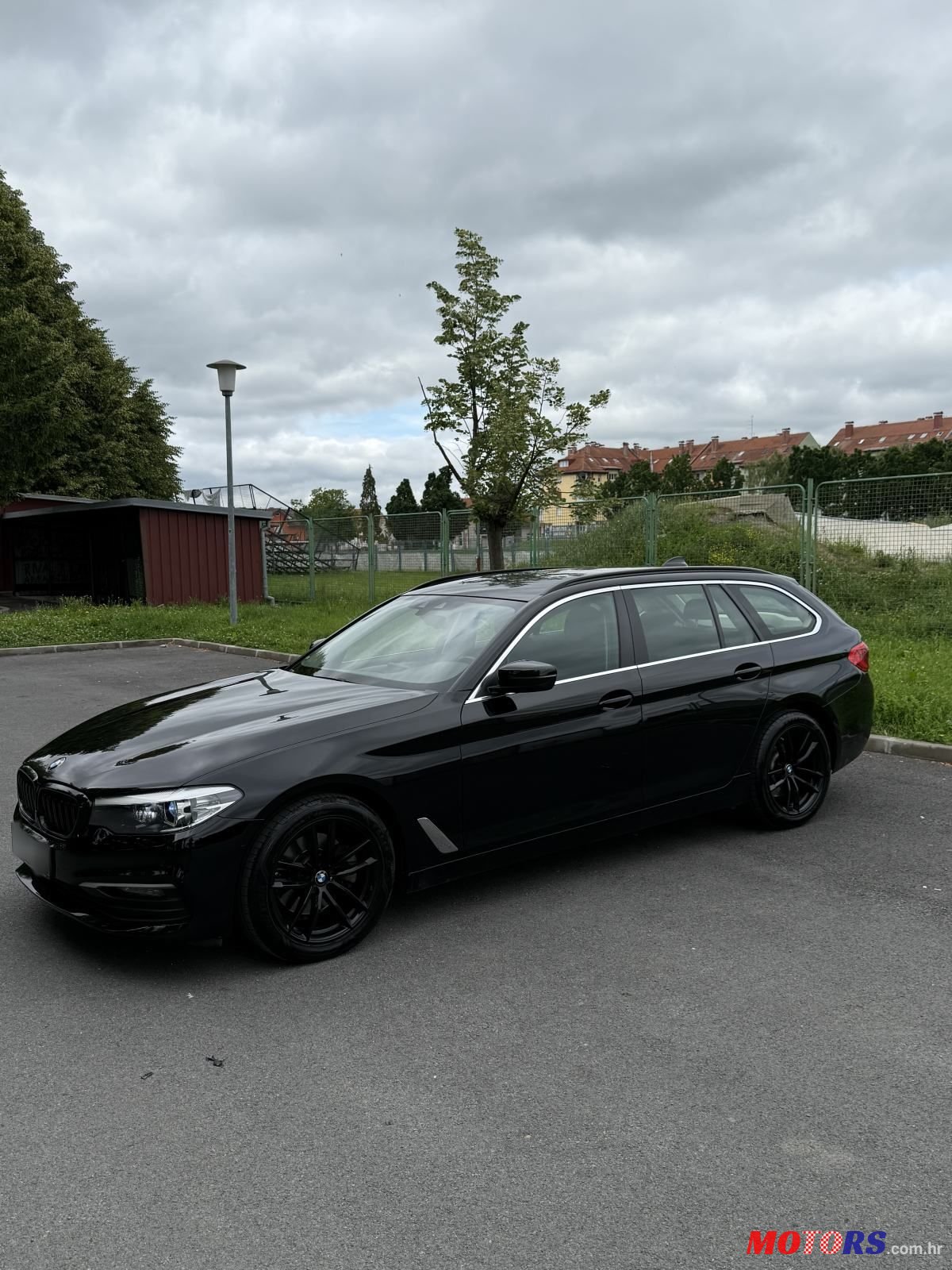 2018' BMW Serija 5 Touring 520D photo #2
