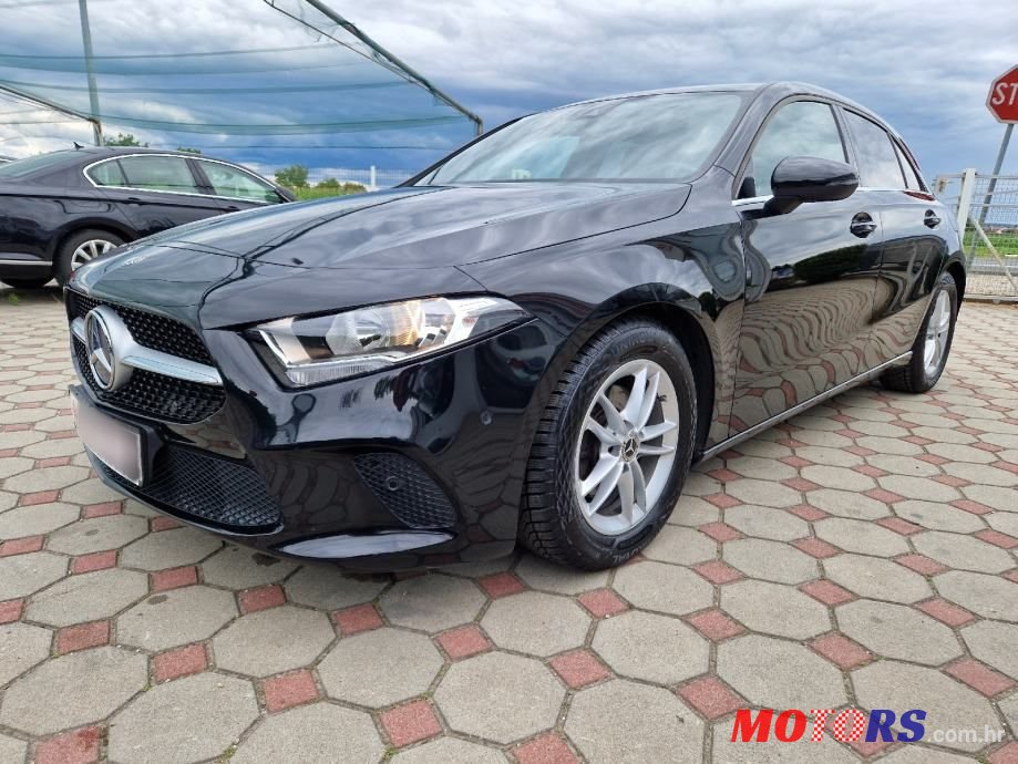 2019' Mercedes-Benz A-Klasa 180 D photo #3