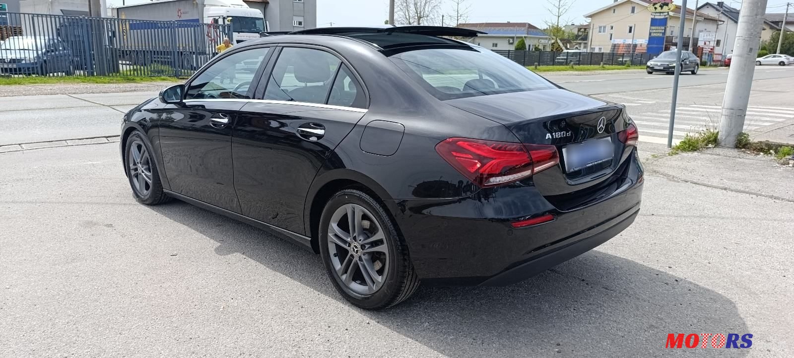 2020' Mercedes-Benz A-Klasa 180 D photo #3