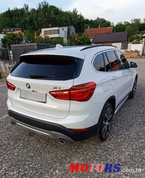 2017' BMW X1 20D photo #5