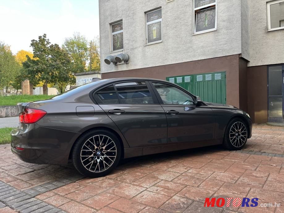 2012' BMW Serija 3 320D photo #4