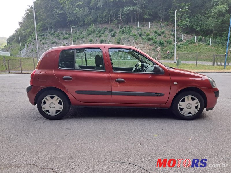 2004' Renault Clio 1,5 Dci photo #4