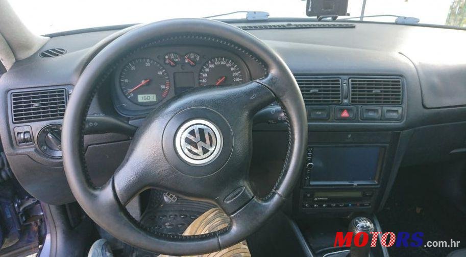 1998' Volkswagen Golf IV 1,9 Tdi photo #1