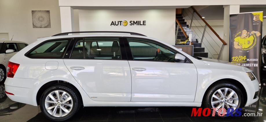 2018' Skoda Octavia Combi photo #3