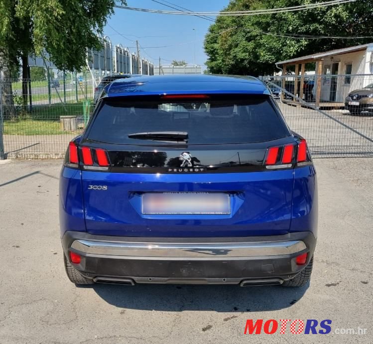2020' Peugeot 3008 photo #5
