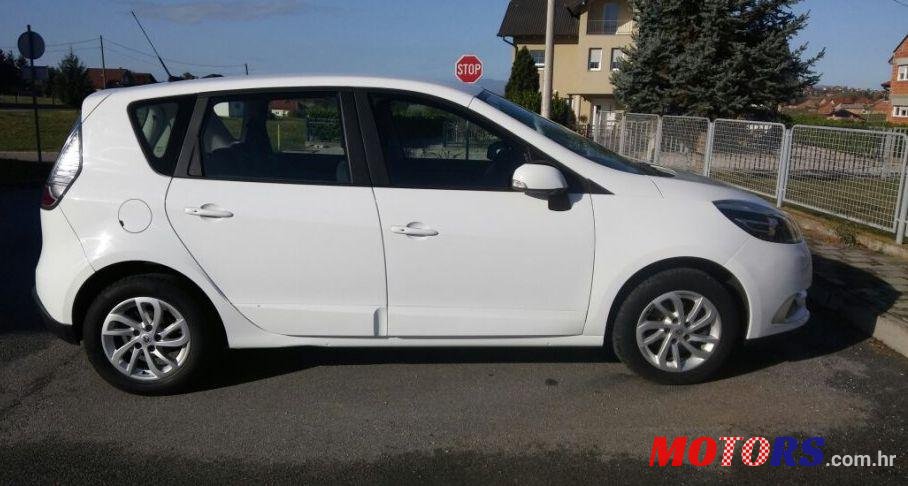 2014' Renault Scenic Dci photo #1
