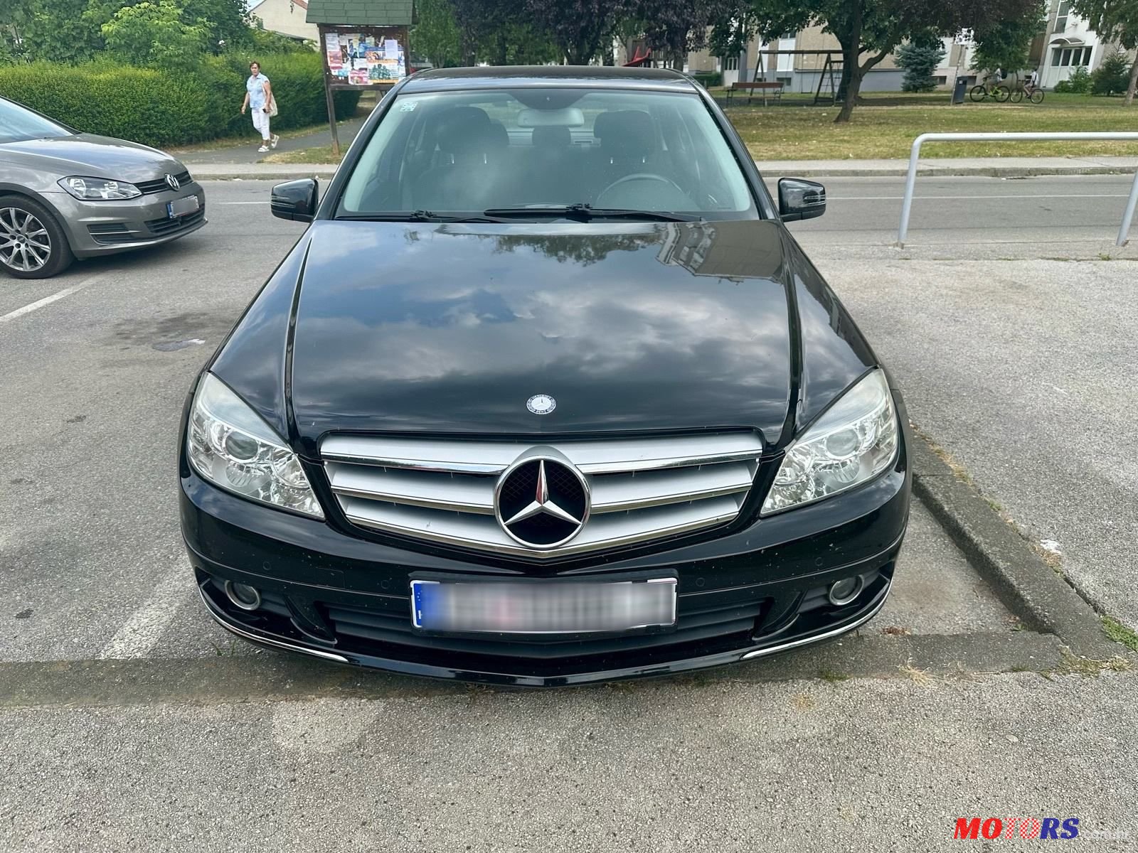 2011' Mercedes-Benz C-Klasa photo #6