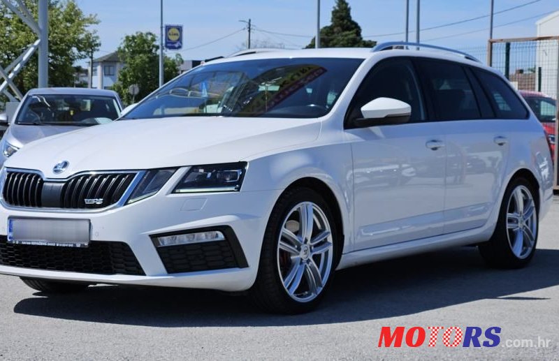 2018' Skoda Octavia Combi photo #2