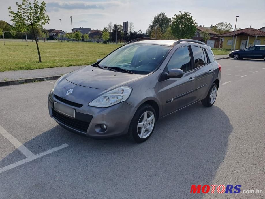 2010' Renault Clio 1,2 16V photo #1