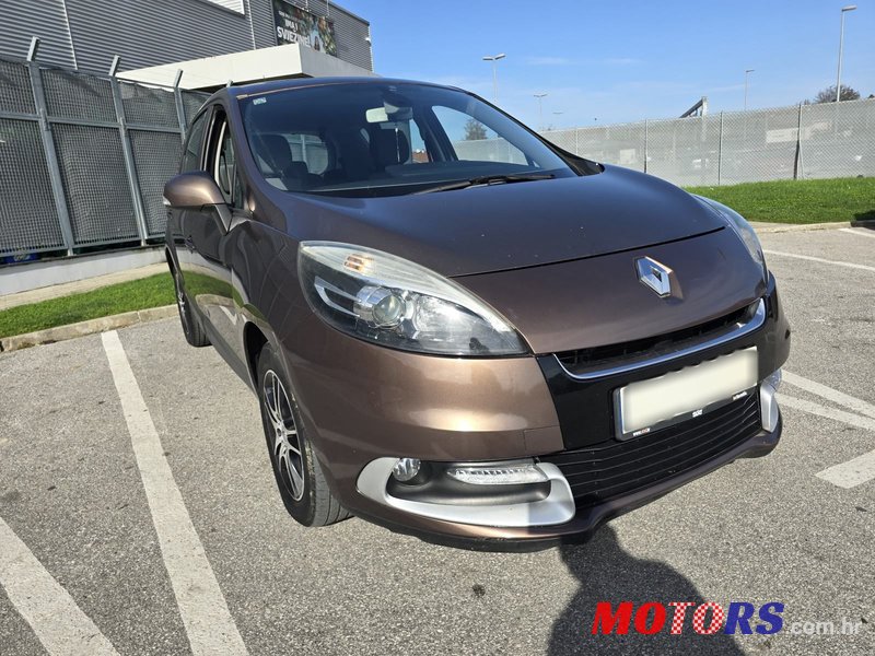 2012' Renault Scenic 1,5 Dci photo #3