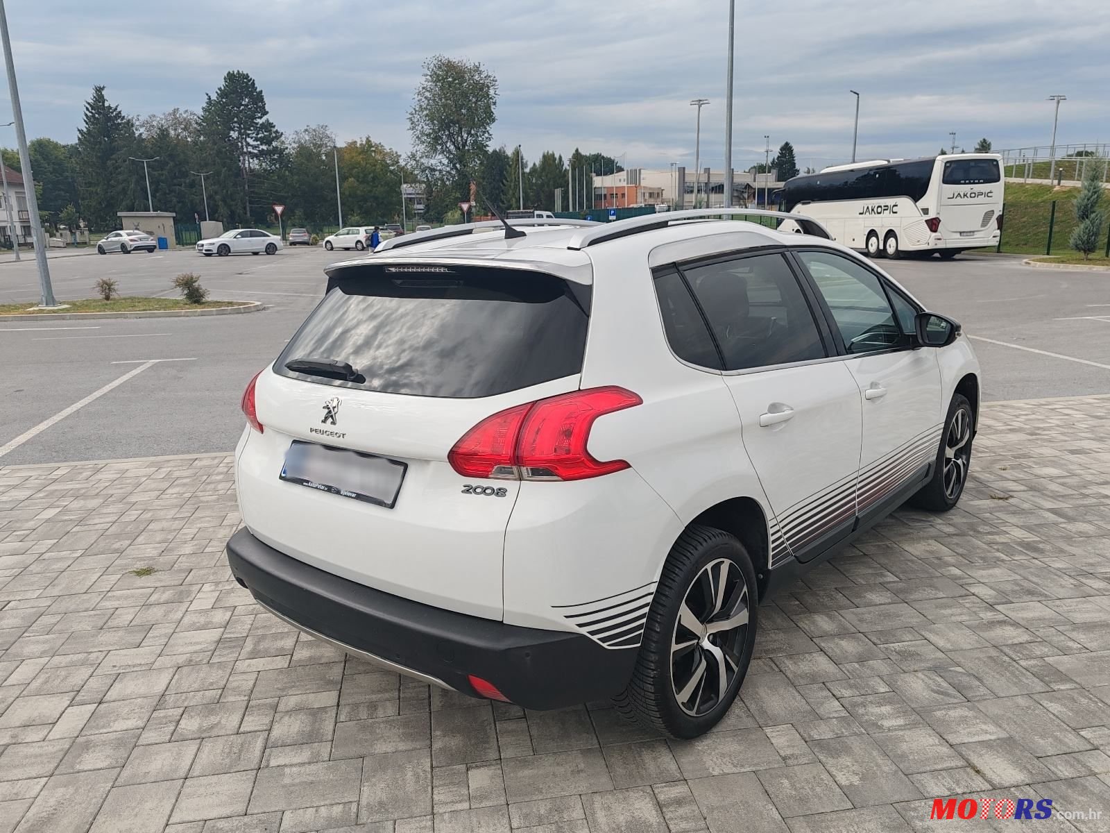 2016' Peugeot 2008 1,2 Vti photo #5