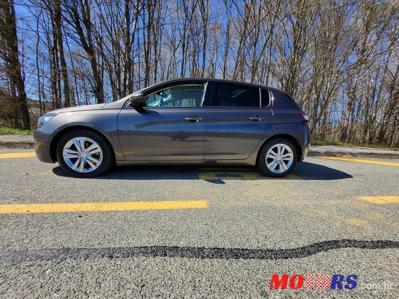 2015' Peugeot 308 1,6 Bluehdi photo #4