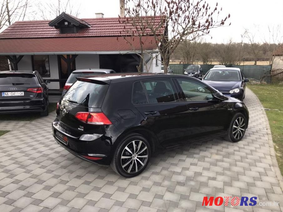 2015' Volkswagen Golf 7 1,6 Tdi Bmt photo #4